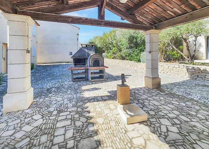 Pet Friendly In Laurent De La Ca Saint-Laurent-de-la-Cabrerisse